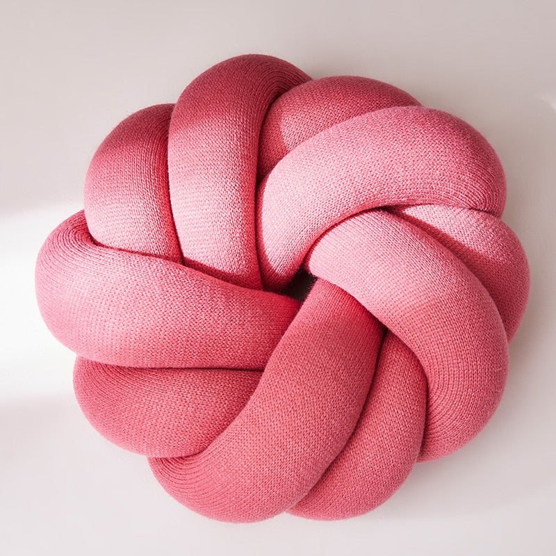 Knot Cushion