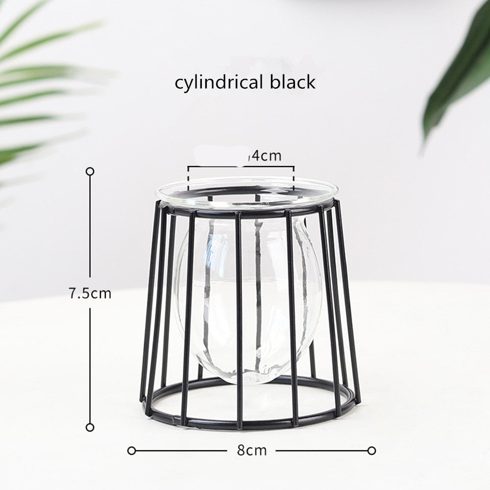 Iron Line Flower Vase