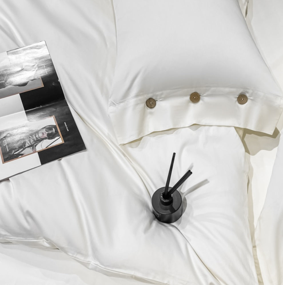 White Bedding Sets