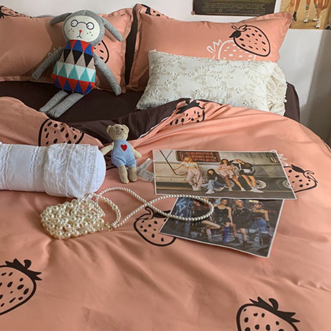 Strawberry Bed Sheets