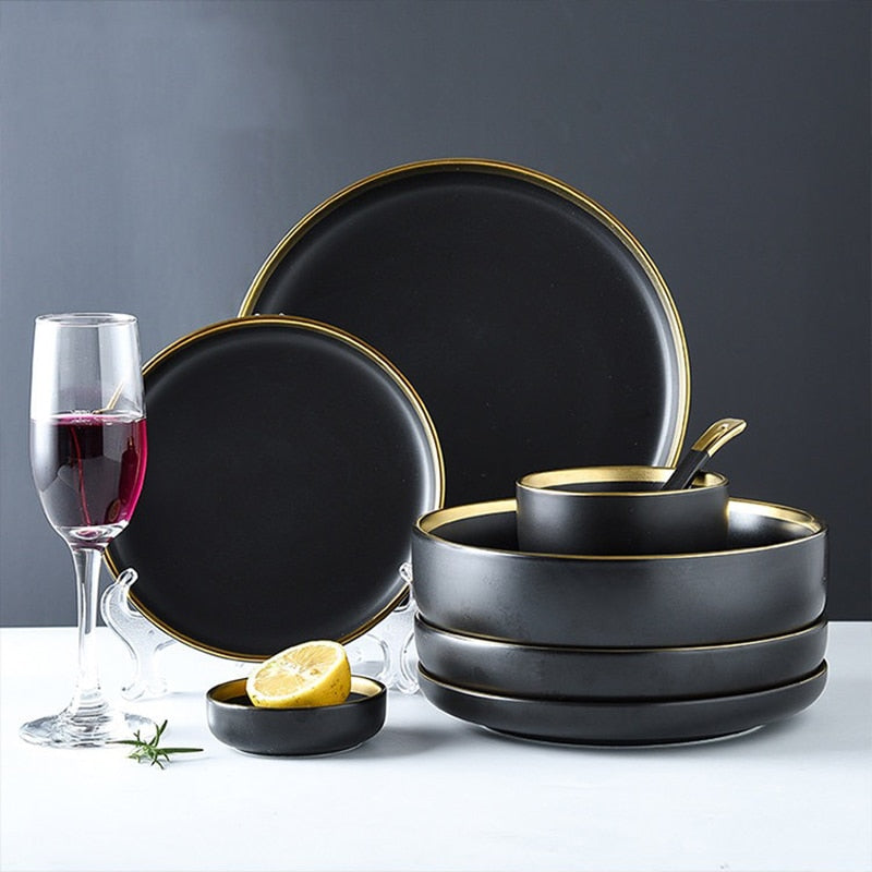 Black Tableware Set