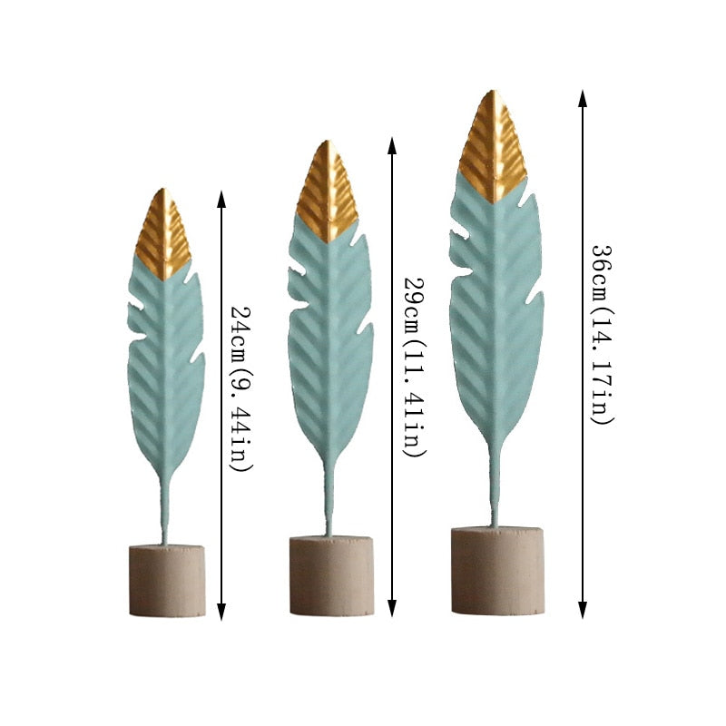 Feather Statue (set of 3)